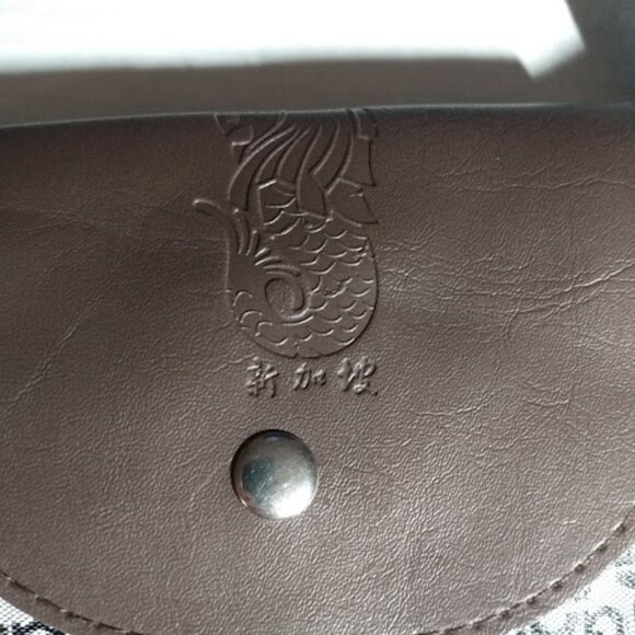 Singapore folding tote gray, black and brown. - Picture 2 of 7